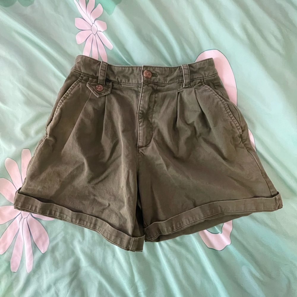 GAP Olive Green Pleated Cuffed Women's Shorts